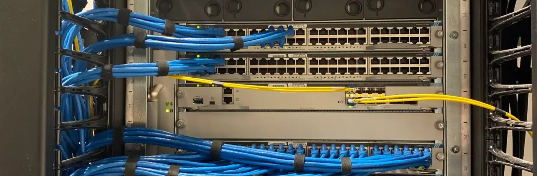 server-room-cable-management-1536x2048